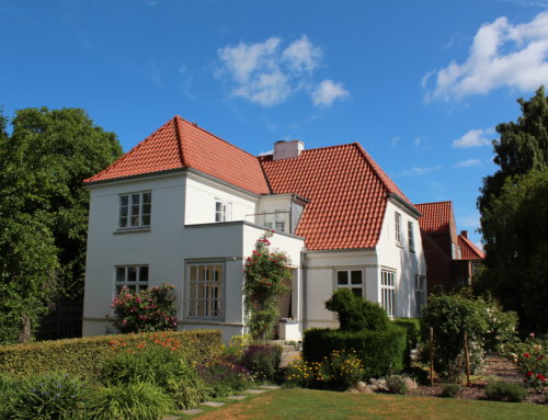 Villaen i Aarhus C fik lagt et nyt flot tegltag.