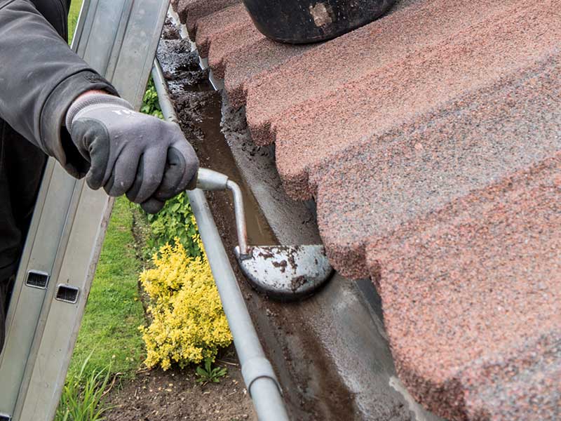 jydsk tagteknik rens af tagrender 1